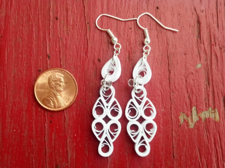 white earrings, white filigree, unique wedding, alternative bride, bridesmaid