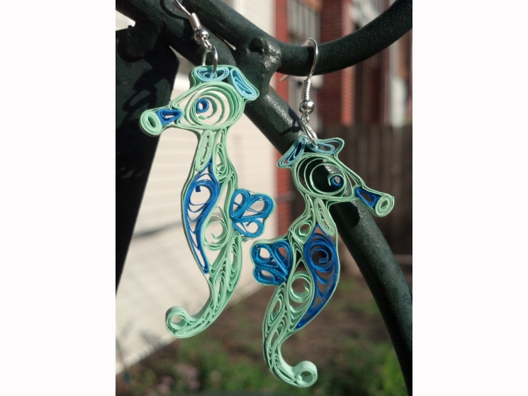 paper quilling seahorse earrings, seahorse jewelry, seahorse jewellery