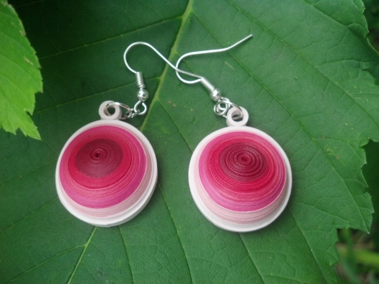 pink earrings, ecofriendly earrings, eco chic earrings, pink and white