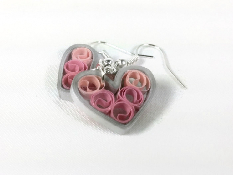 signature sweetheart filigree, silver heart earrings, paper quilled earrings