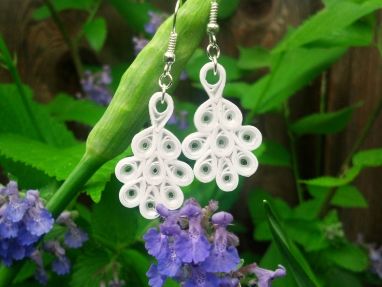 eco friendly bride, eco bride, eco wedding, eco chic earrings, quilling earrings