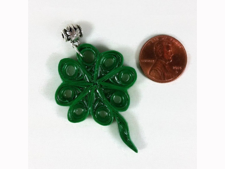 shamrock jewelry, irish necklace, celtic necklace, paper quill shamrock