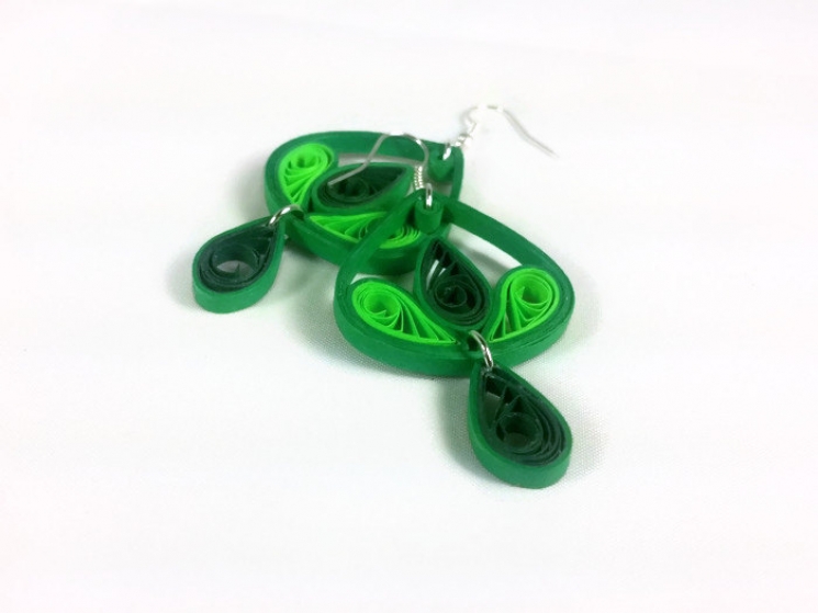 paper quilling earrings, paper jewelry, green chandelier earrings, dangle drop