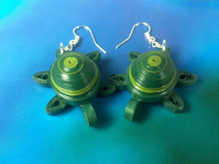 sea turtle jewelry, earrings for girls, dangle turtles, animal lover, sea turtle