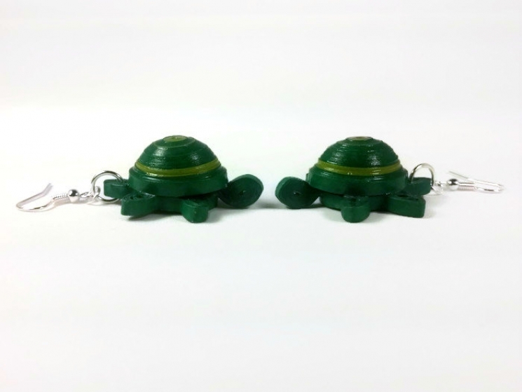 cute turtle earrings, dangle turtles, tortoise earrings, tortoise jewelry