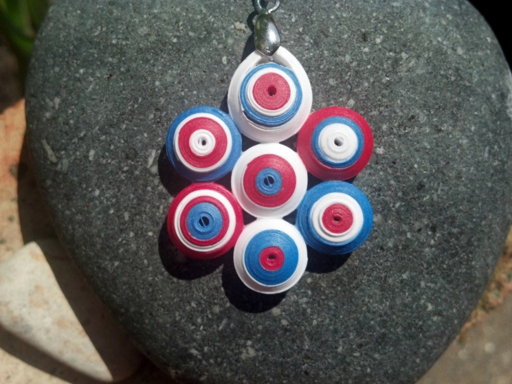 Independence Day quilling, independence day necklace, patriotic quill necklace