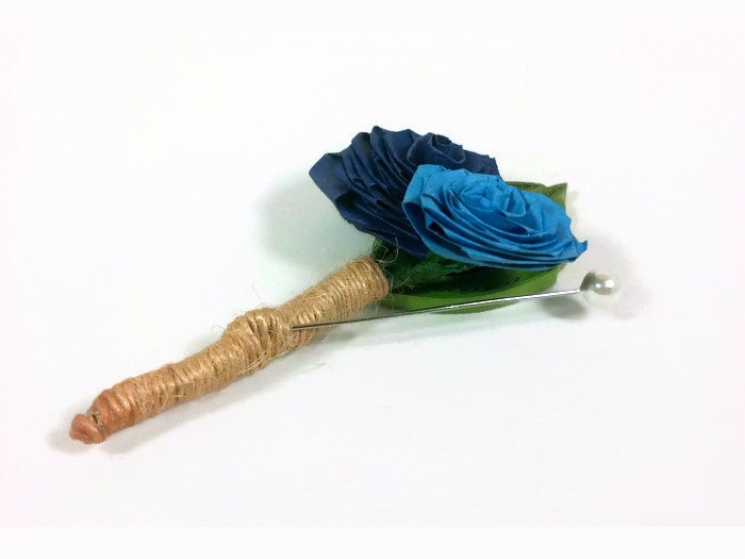 bridal party flowers, groomsmen attire, groomsman flower, grooms boutonniere