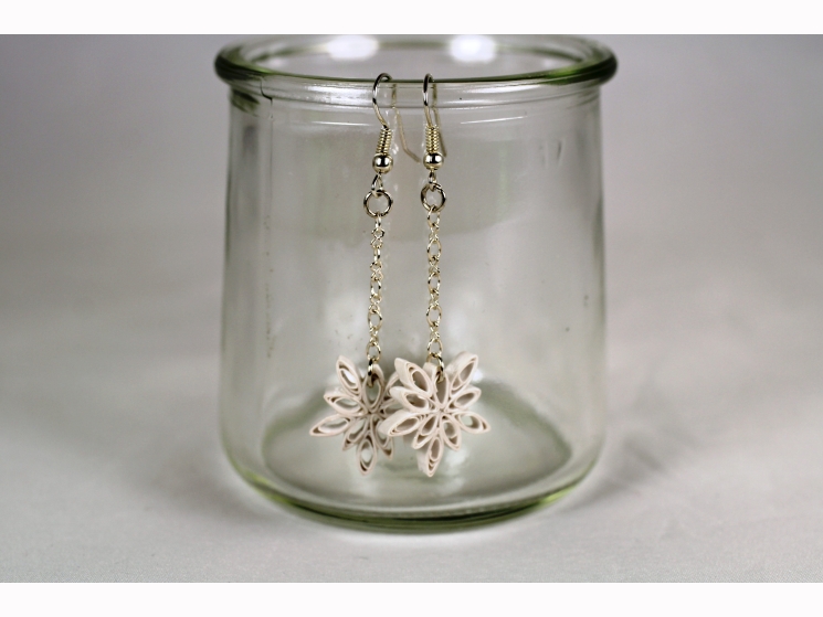 quilled snowflakes, paper snowflakes, handmade snowflake earrings