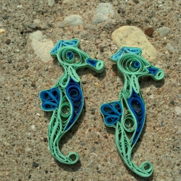 paper quilled seahorse earrings, beach earrings, paper seahorse, paper earrings